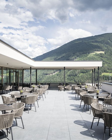 Title: Das Mühlwald: A gourmet hotel in South Tyrol Title: Das Mühlwald: A gourmet hotel in South Tyrol